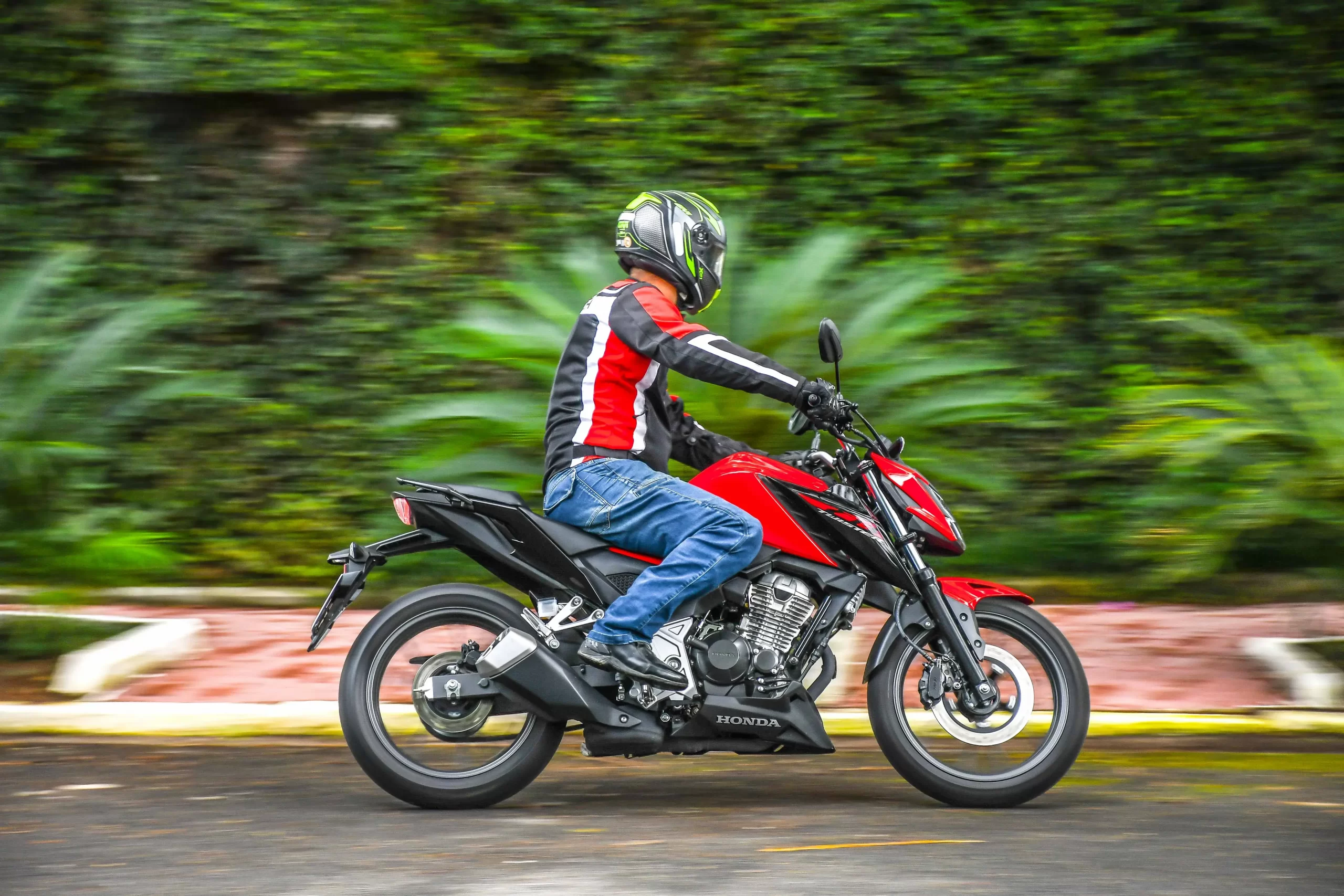 Honda CB 300F Twister