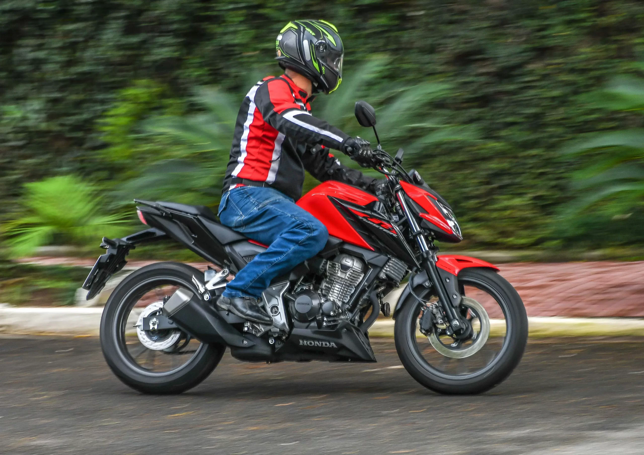 Honda Cb300 Twister 6830