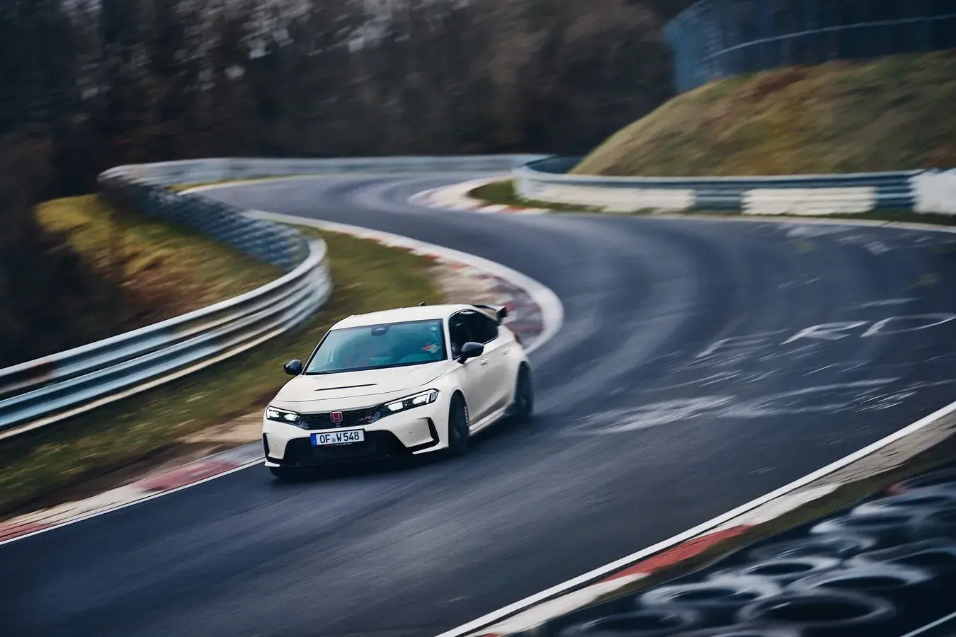 434957 New Honda Civic Type R Regains Production Vehicle Fwd Lap Record At N