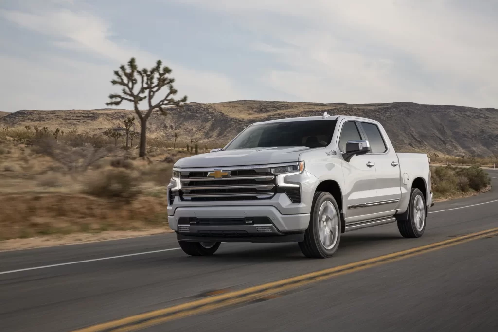 Chevrolet Silverado High Country 2