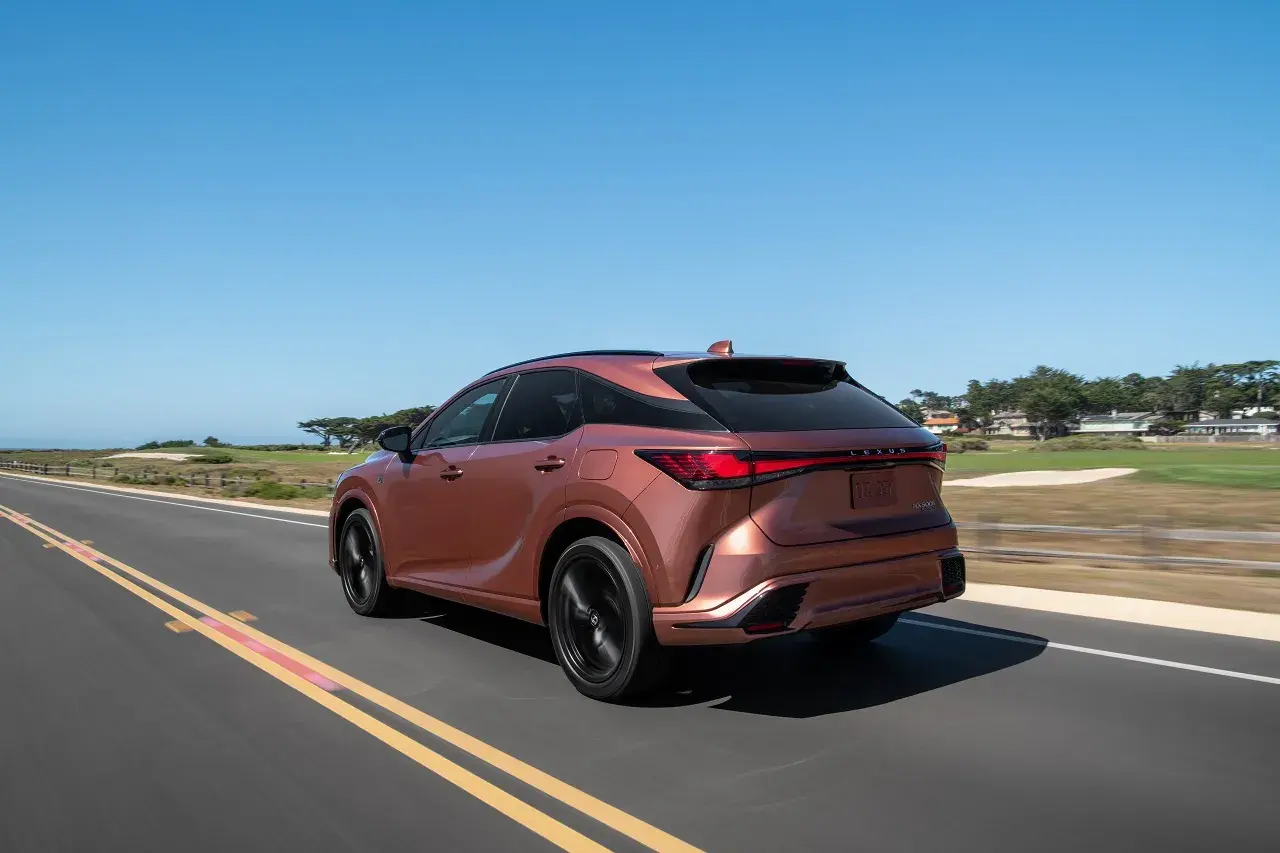 Lexus Rx 500h 4