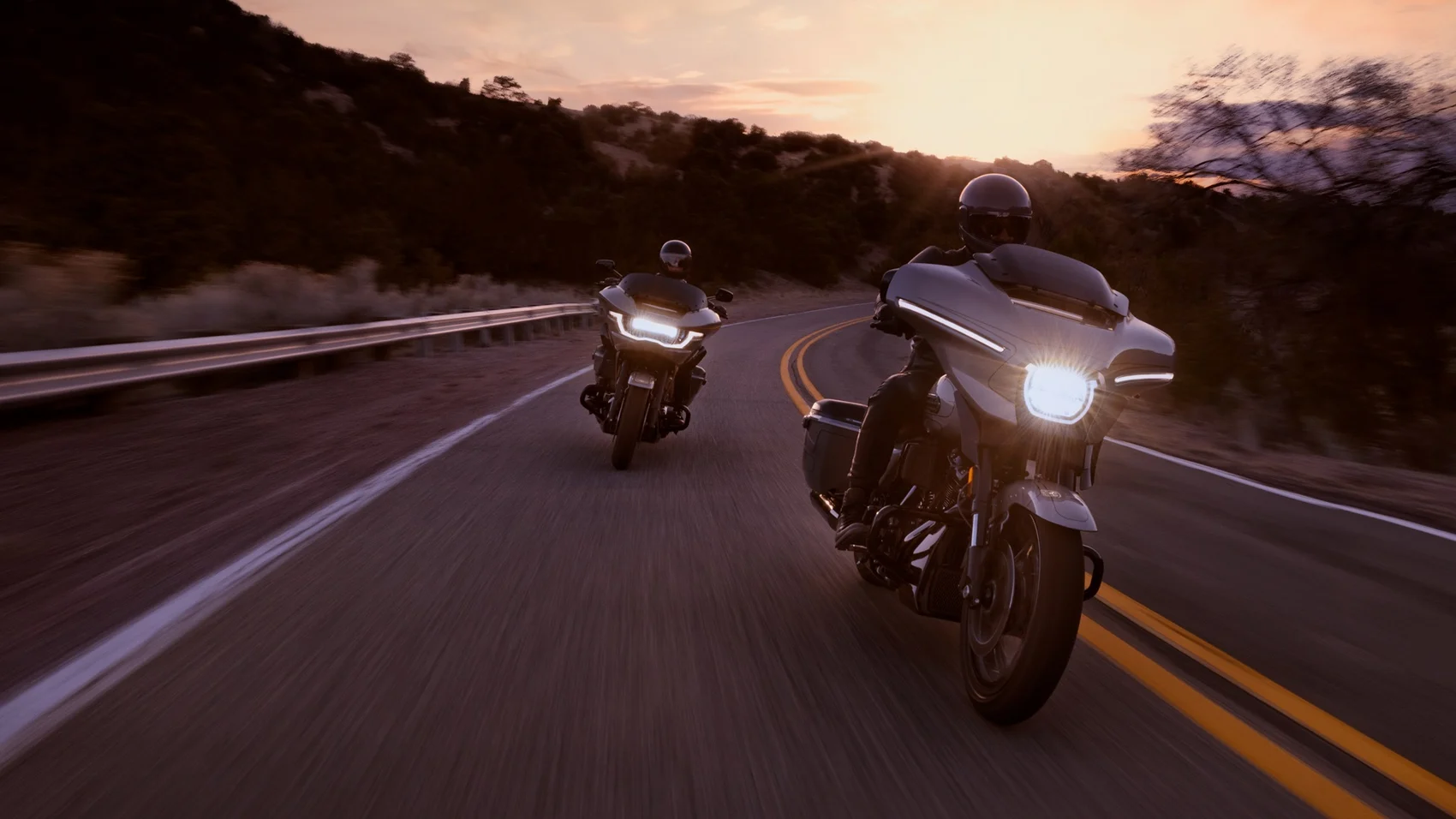 Harley Davidson Street Glide E Road Glide Cvo 2023 (1)