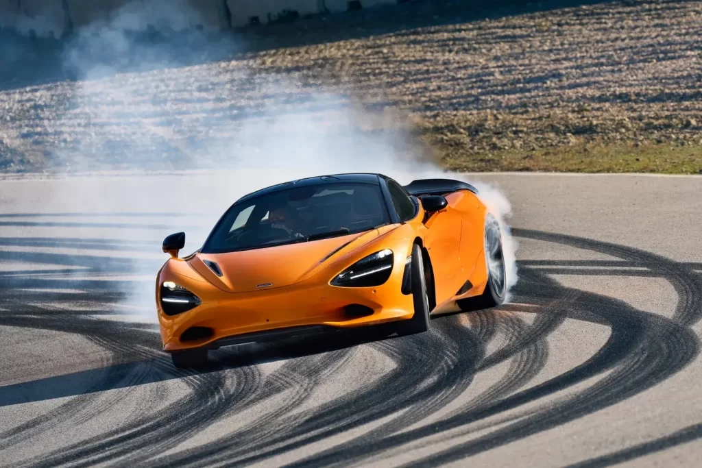 Small 14901 Mclaren750scoup