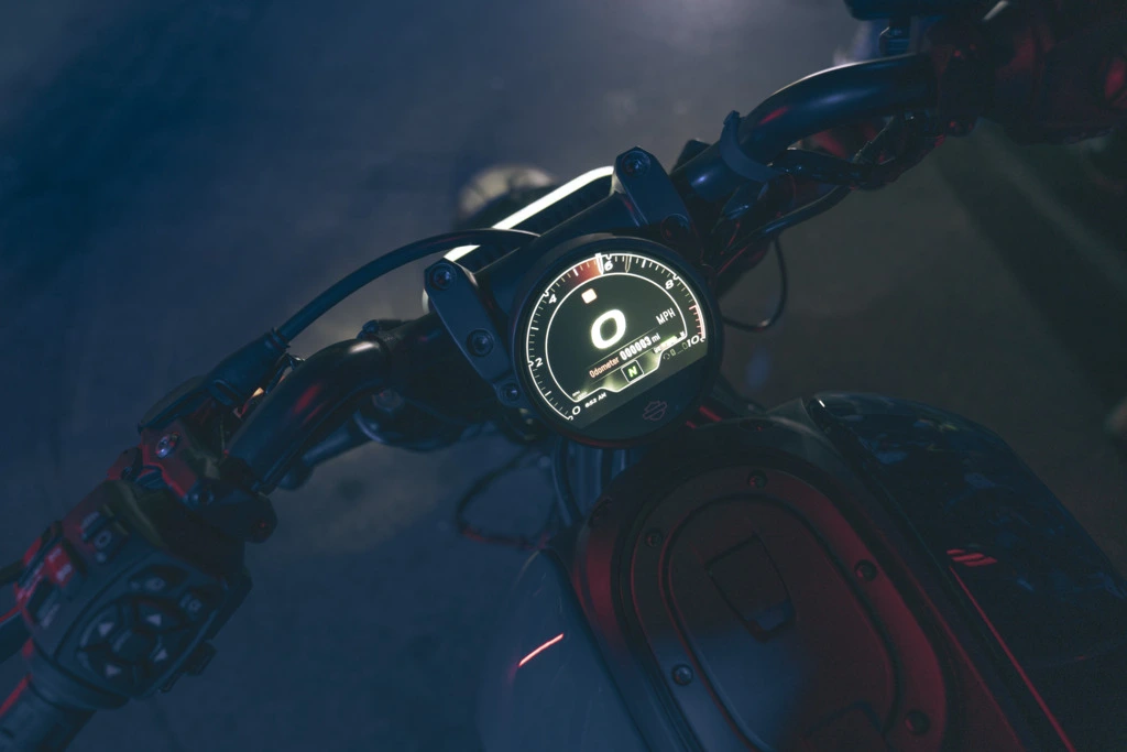 Painel Harley Davidson Sportster S