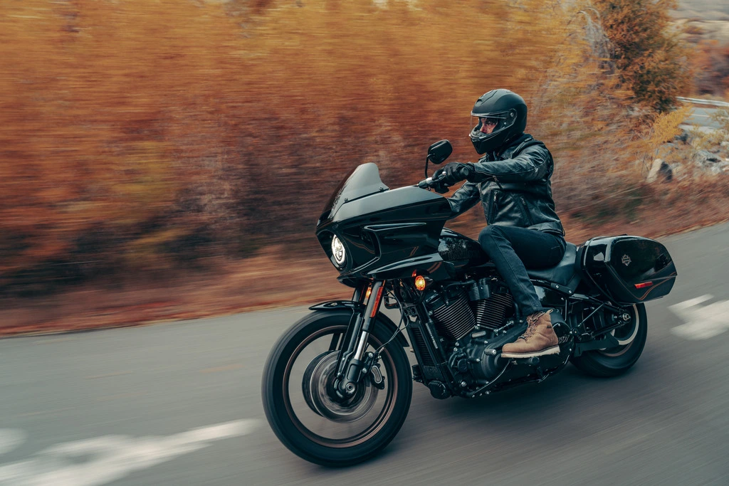 Harley-Davidson Low Rider ST