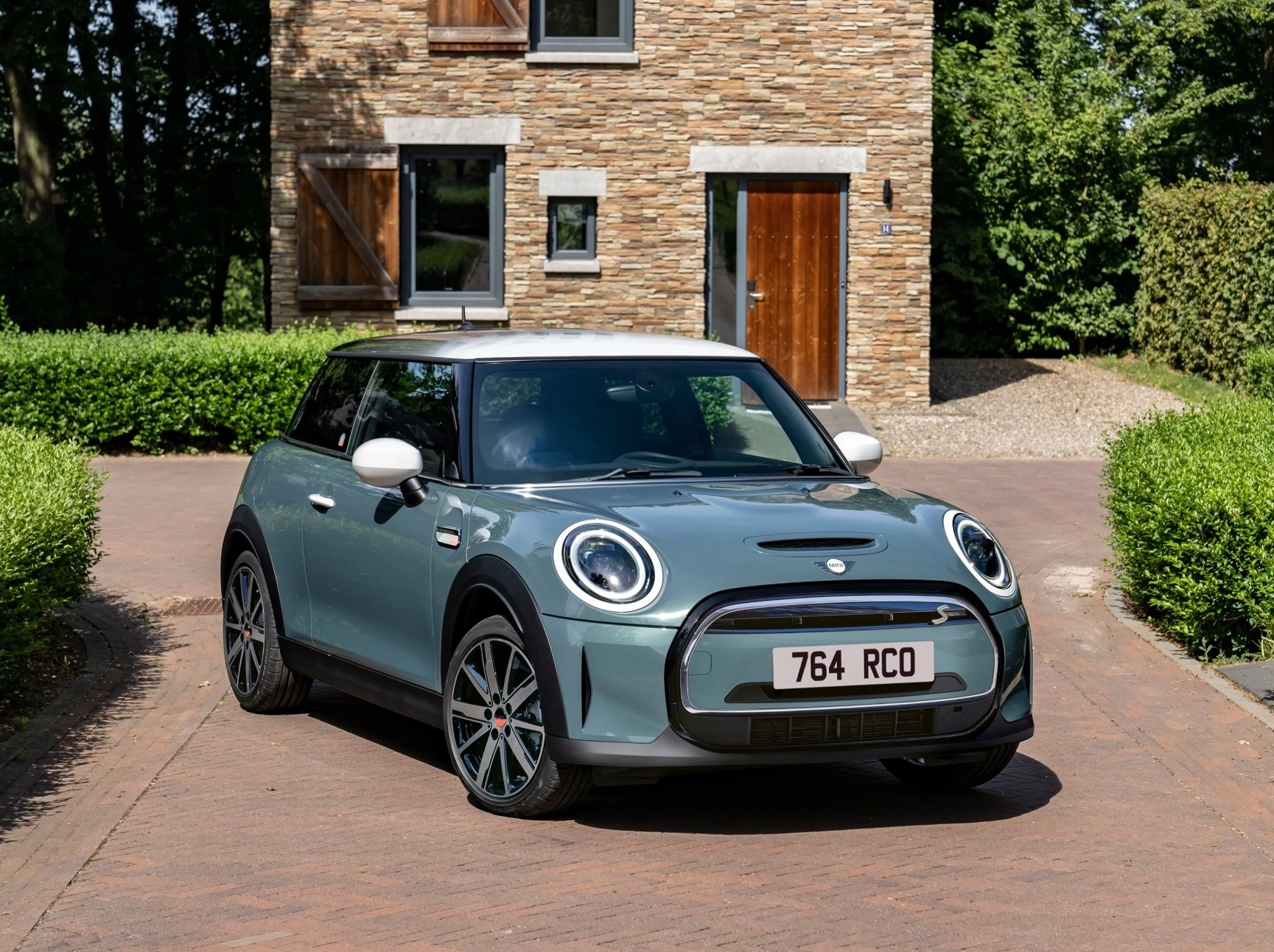 Mini Cooper S E Multitone Edition