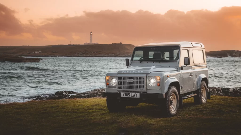 Land Rover Classic Defender Works V8 Islay Edition 02 0 (1)