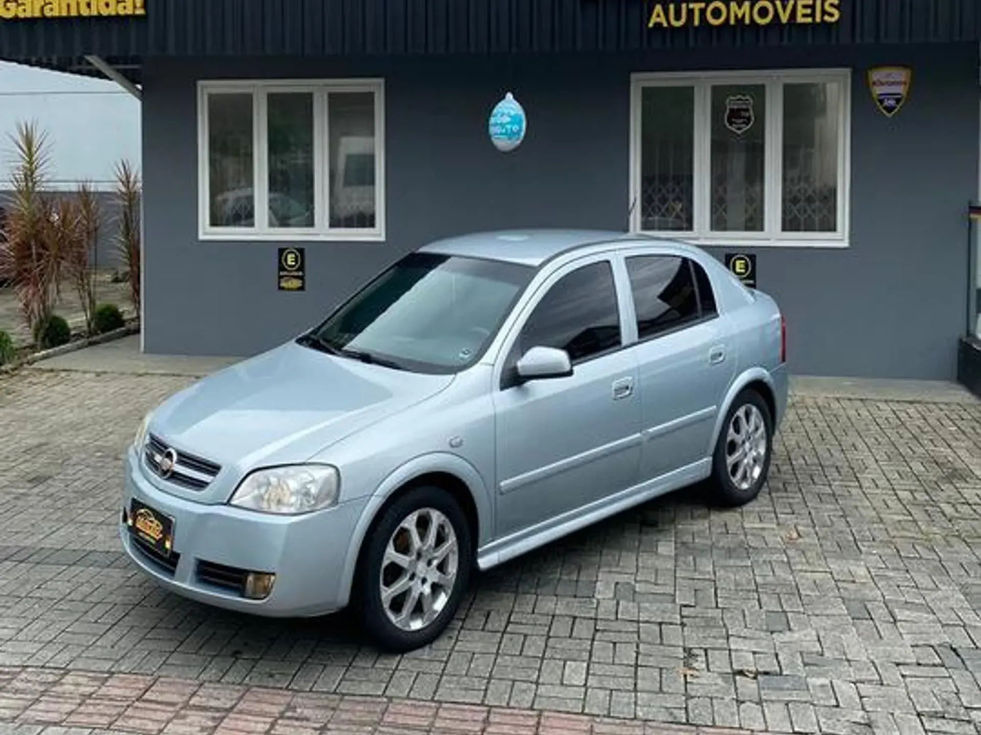 Chevrolet Astra 2.0 Mpfi Advantage 8v Flex 4p Manual Wmimagem15394053066