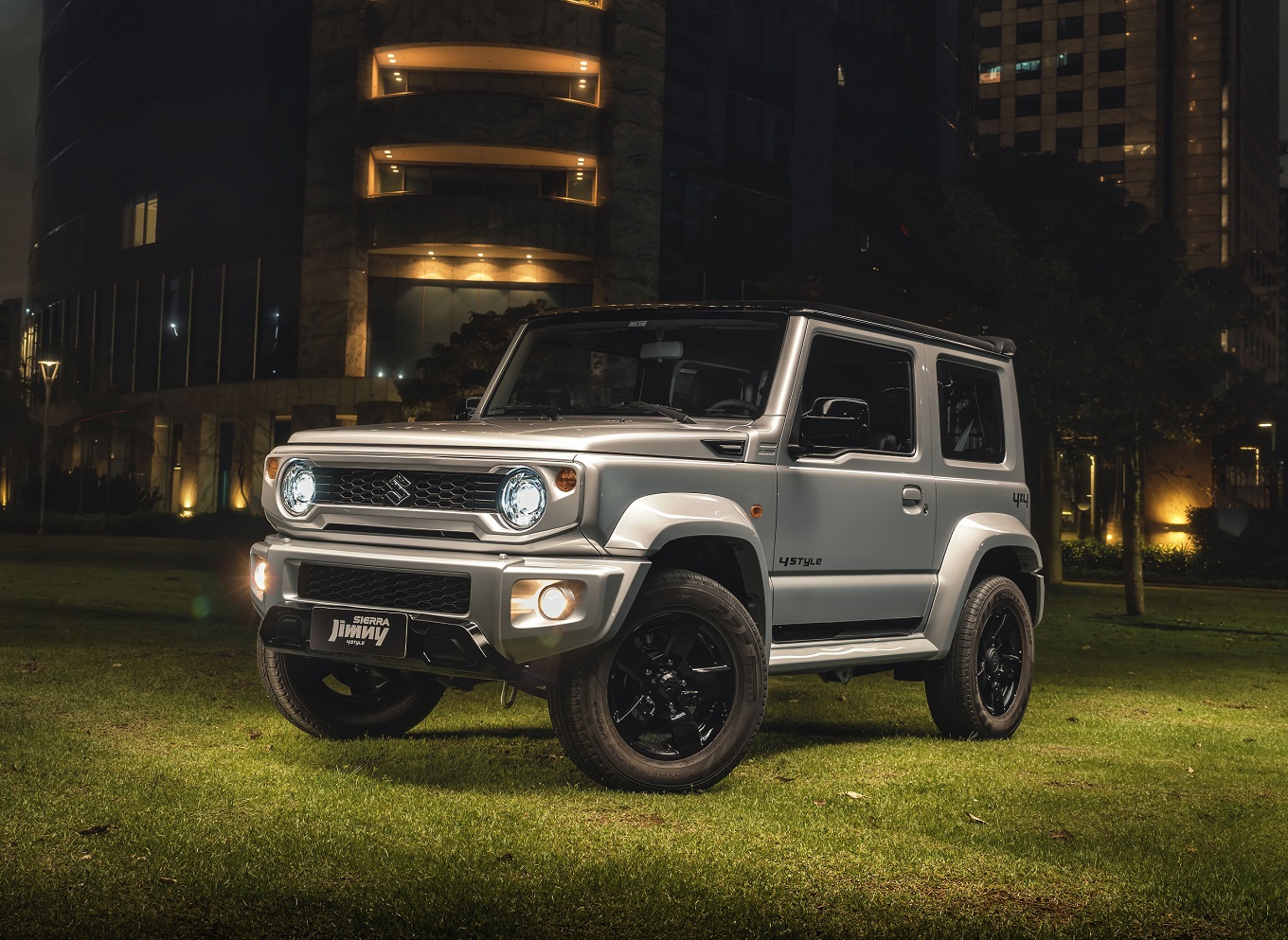 Suzuki Jimny 4style (1)