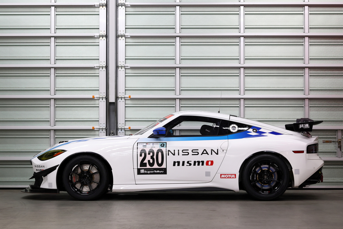 Nissan Z Racing Concept F2
