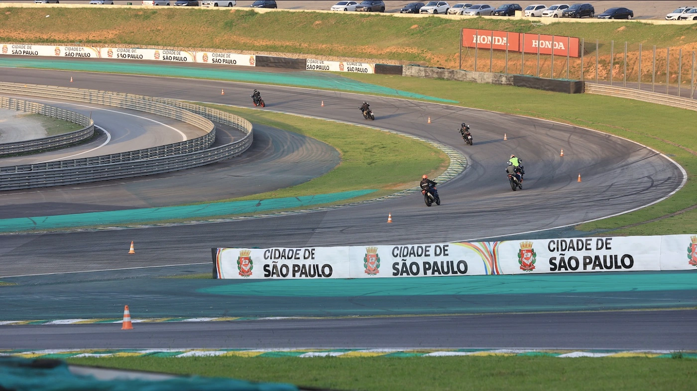 Festival Interlagos Motos 2022 Foto Mario Villaescusa Pista Teste Rides