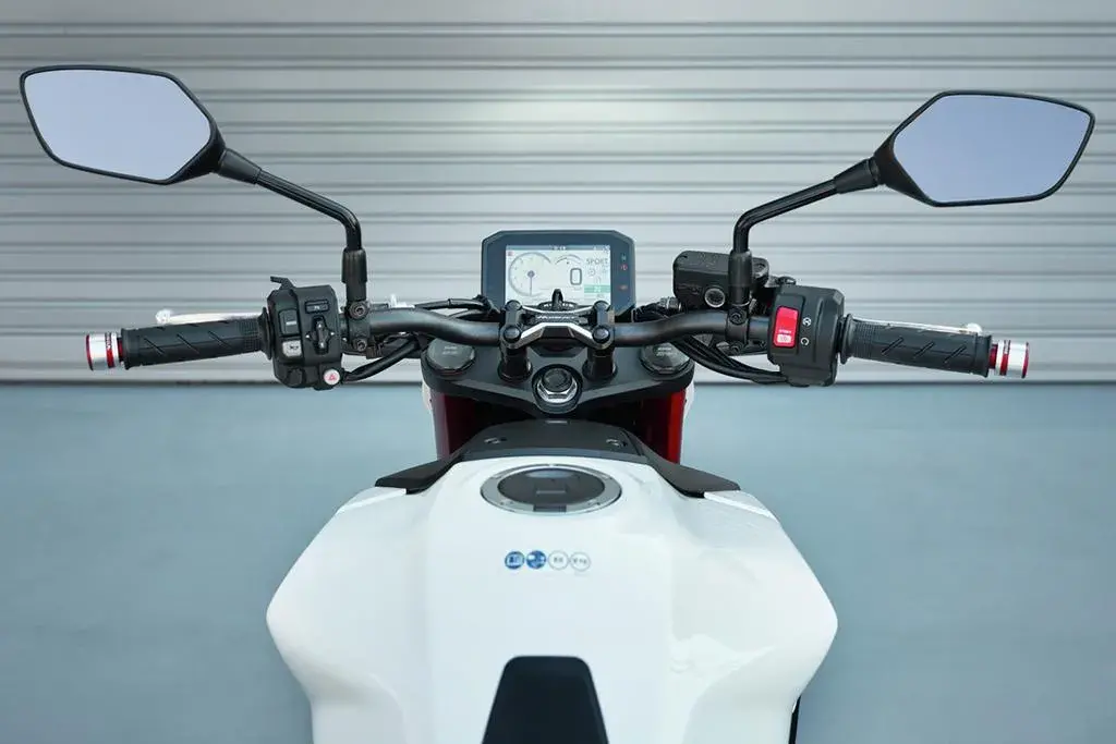 Nova Honda Hornet Cb750 Hornet 2023 (3)
