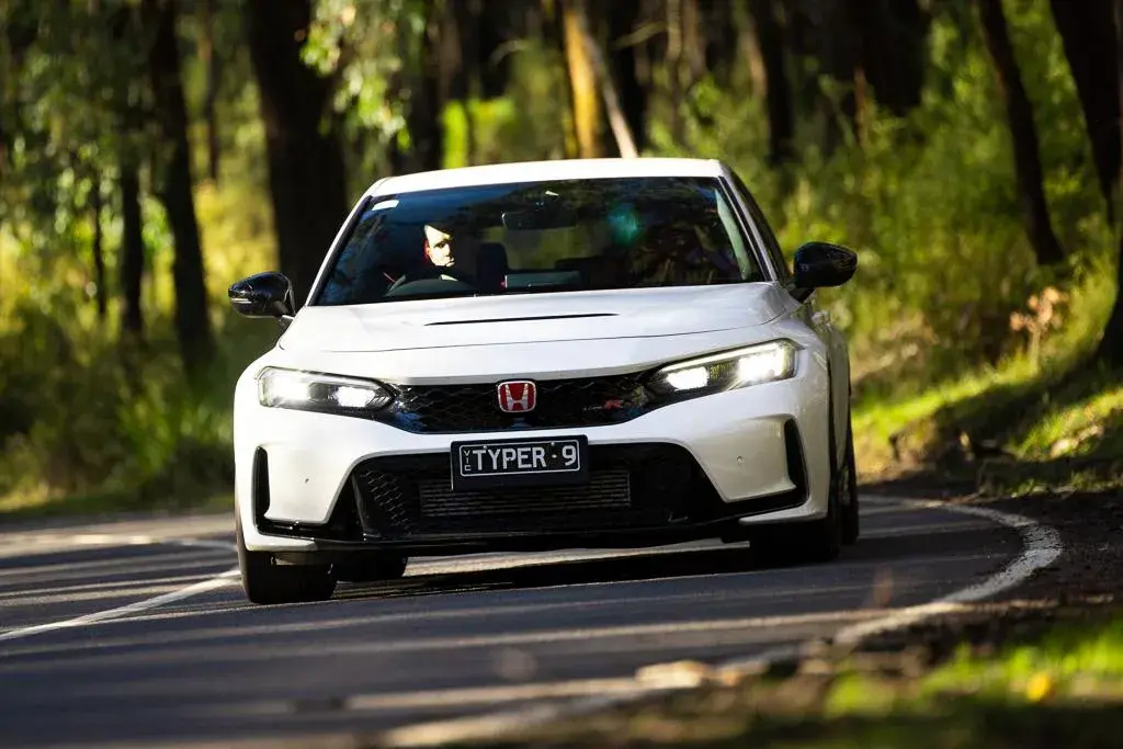 2023 Honda Civic Type R 40
