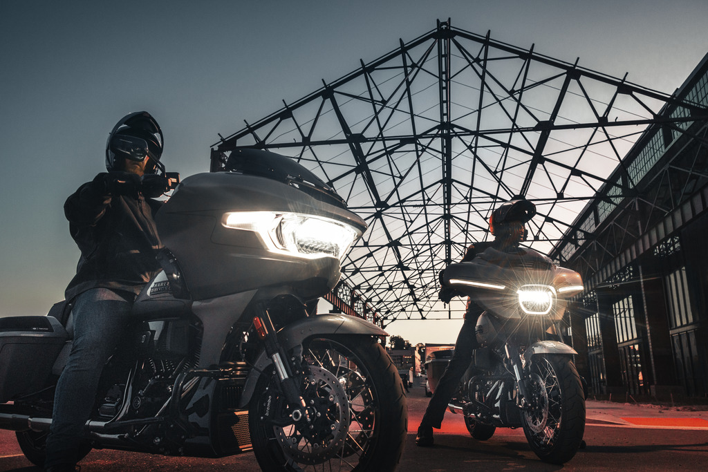 Harley Davidson Street Glide Cvo E Road Glide Cvo 2024