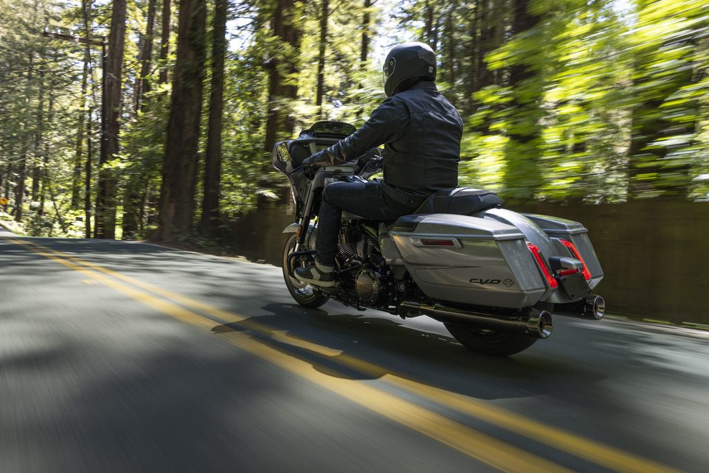 Harley Davidson Street Glide Cvo 2024 (2)