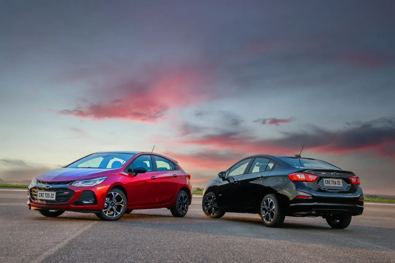 Cruze Rs E Midnight