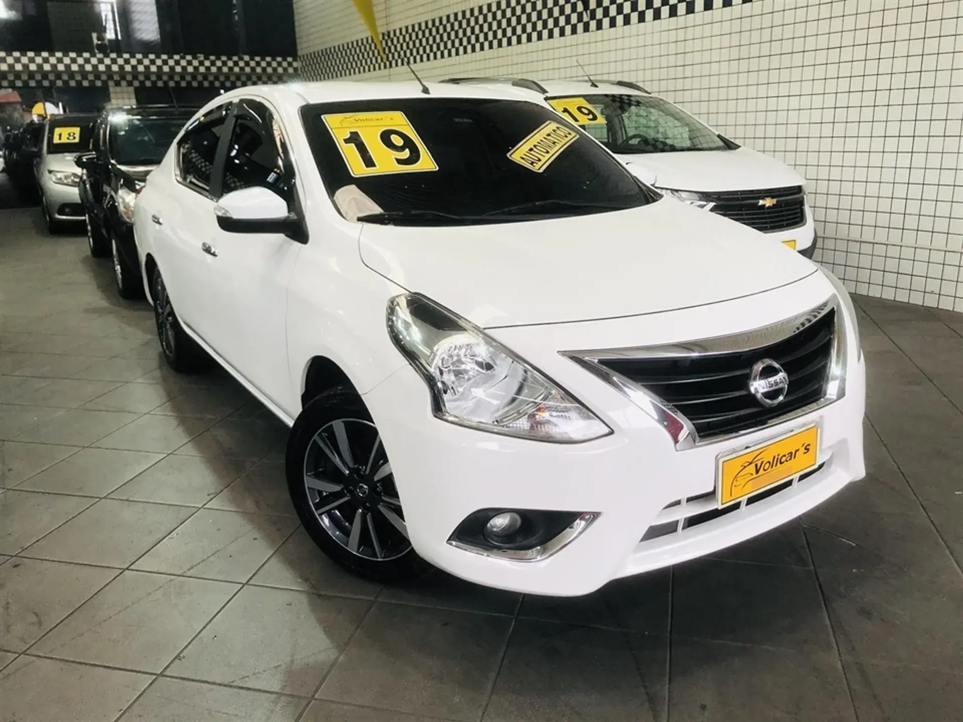 Nissan Versa 1.6 16v Flexstart Sl 4p Xtronic Wmimagem11112200411