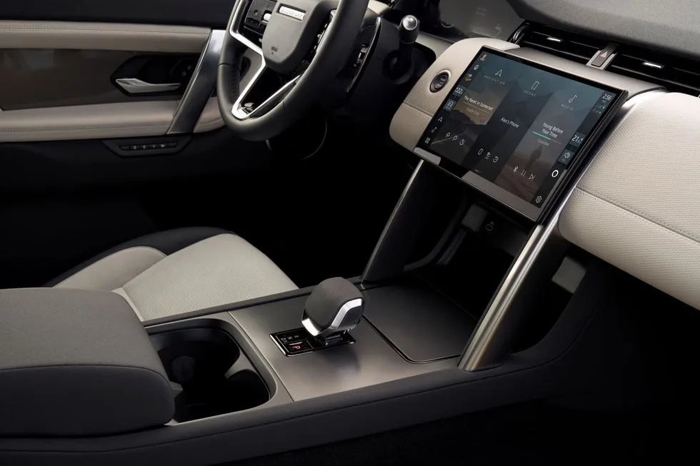 Land Rover Discovery Sport 2024 Tela