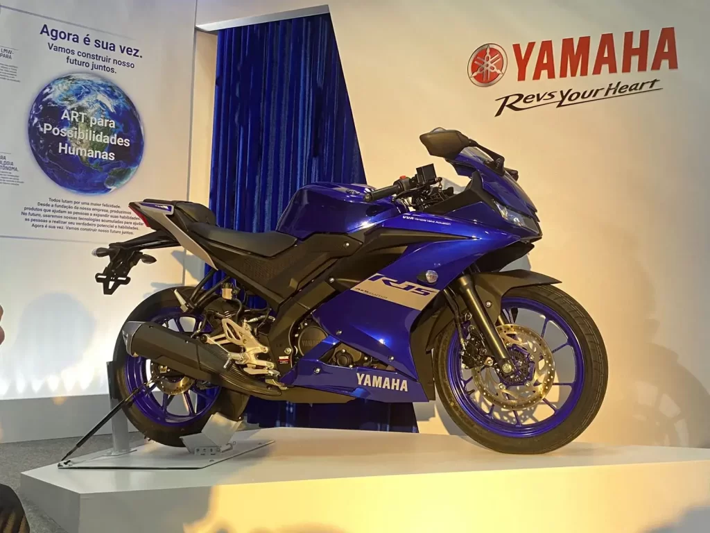 Yamaha Yzf R15 (1)
