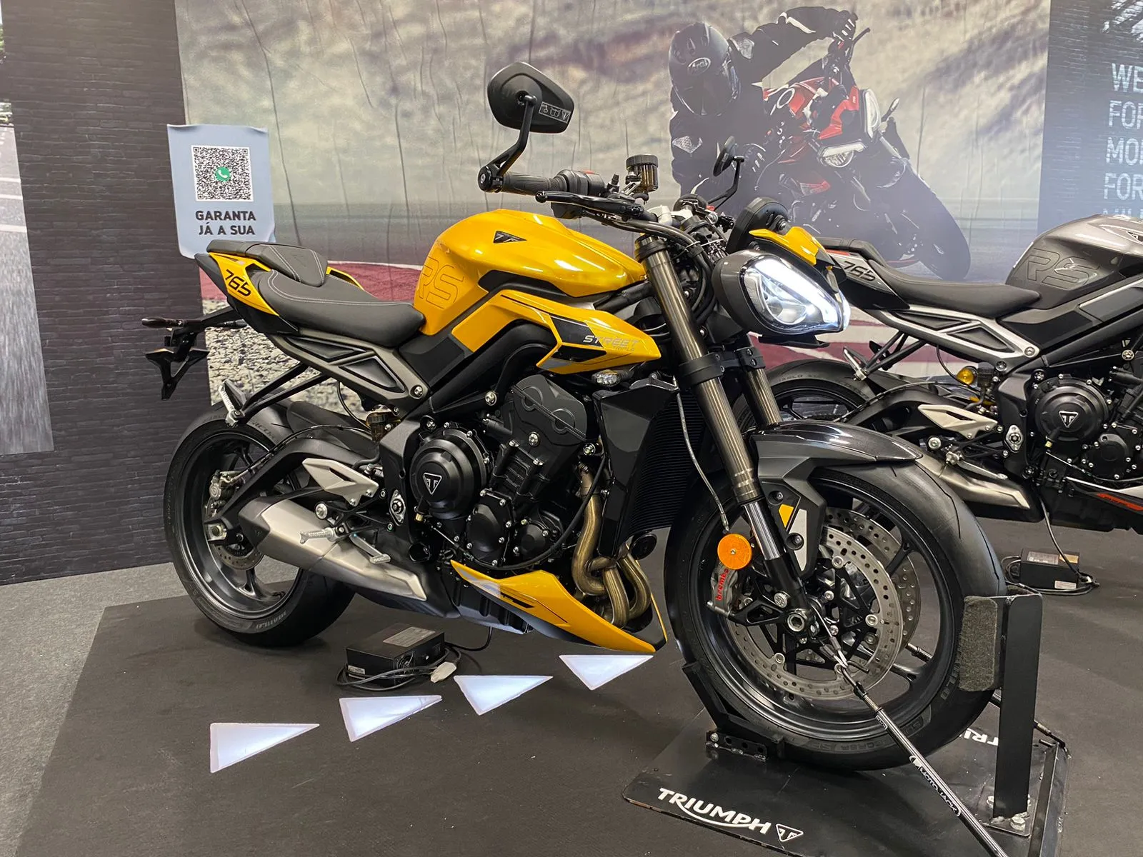 Triumph Street Triple 765 Rs 6