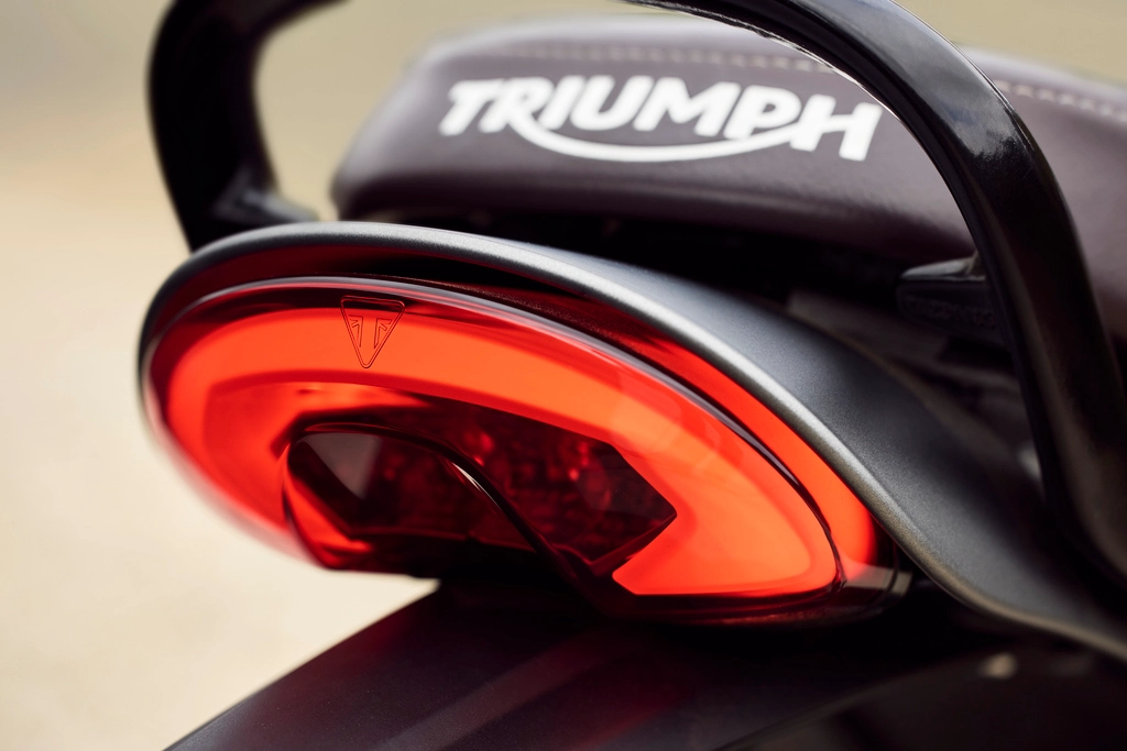 Triumph Scrambler 400 X (4)