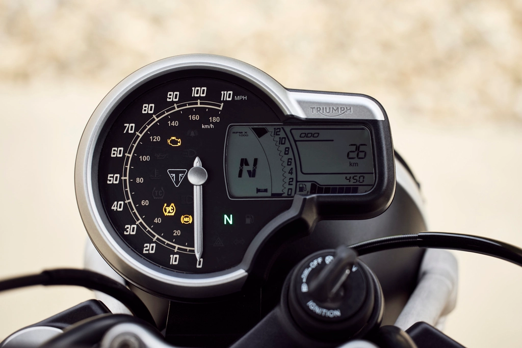 Triumph Scrambler 400 X (5)