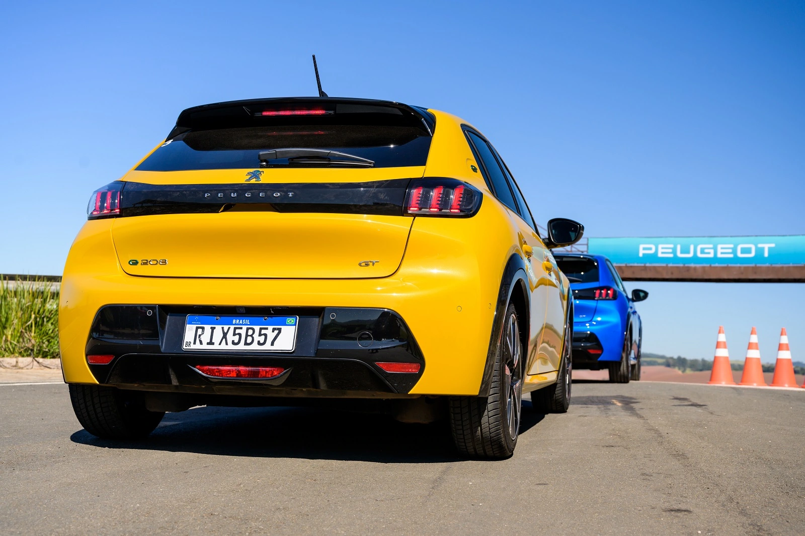 Peugeot 208 Elétrico 4