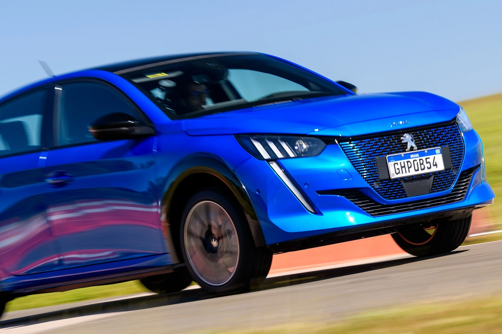 Peugeot 208 Elétrico 3