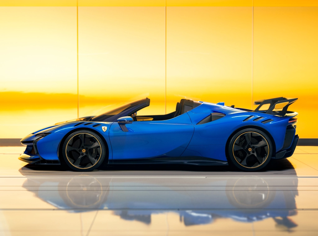 Ferrari Sf 90 (5)