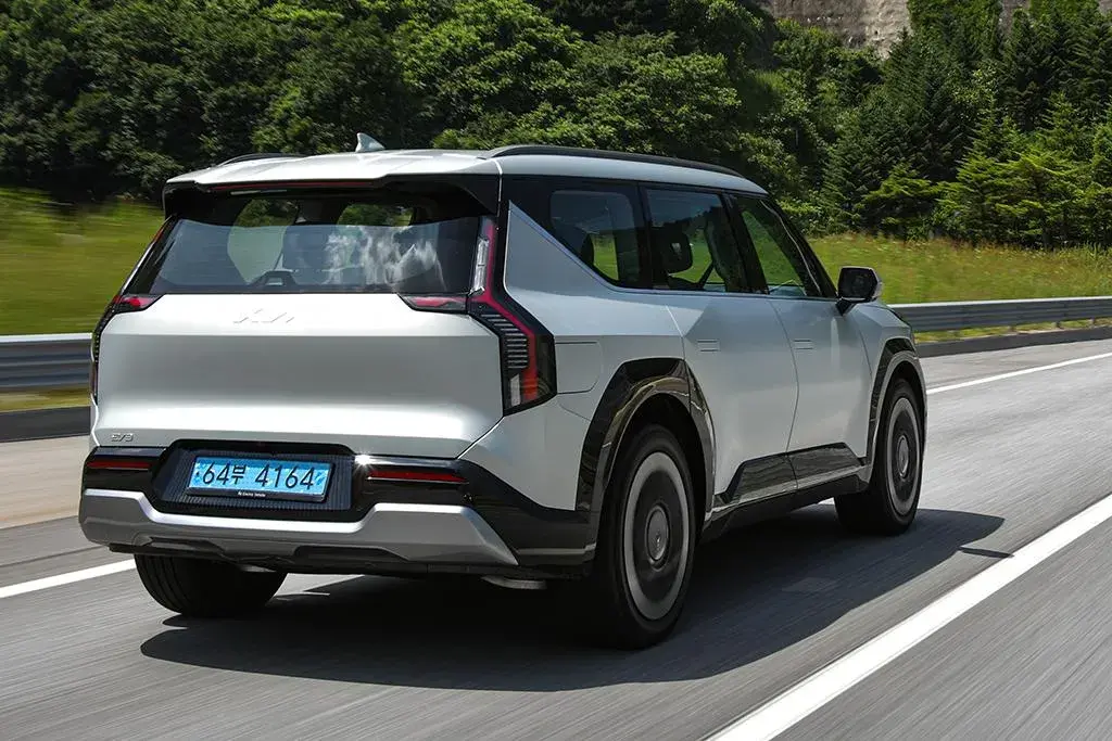 Kia Ev9 2023 (16)