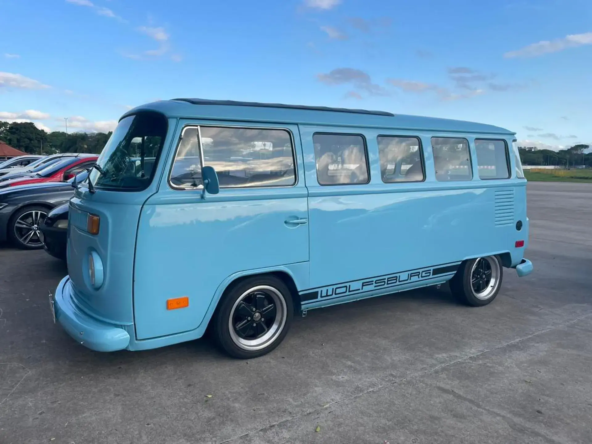 Volkswagen Kombi 1.6 Std 8v Alcool 3p Manual Wmimagem12282842348