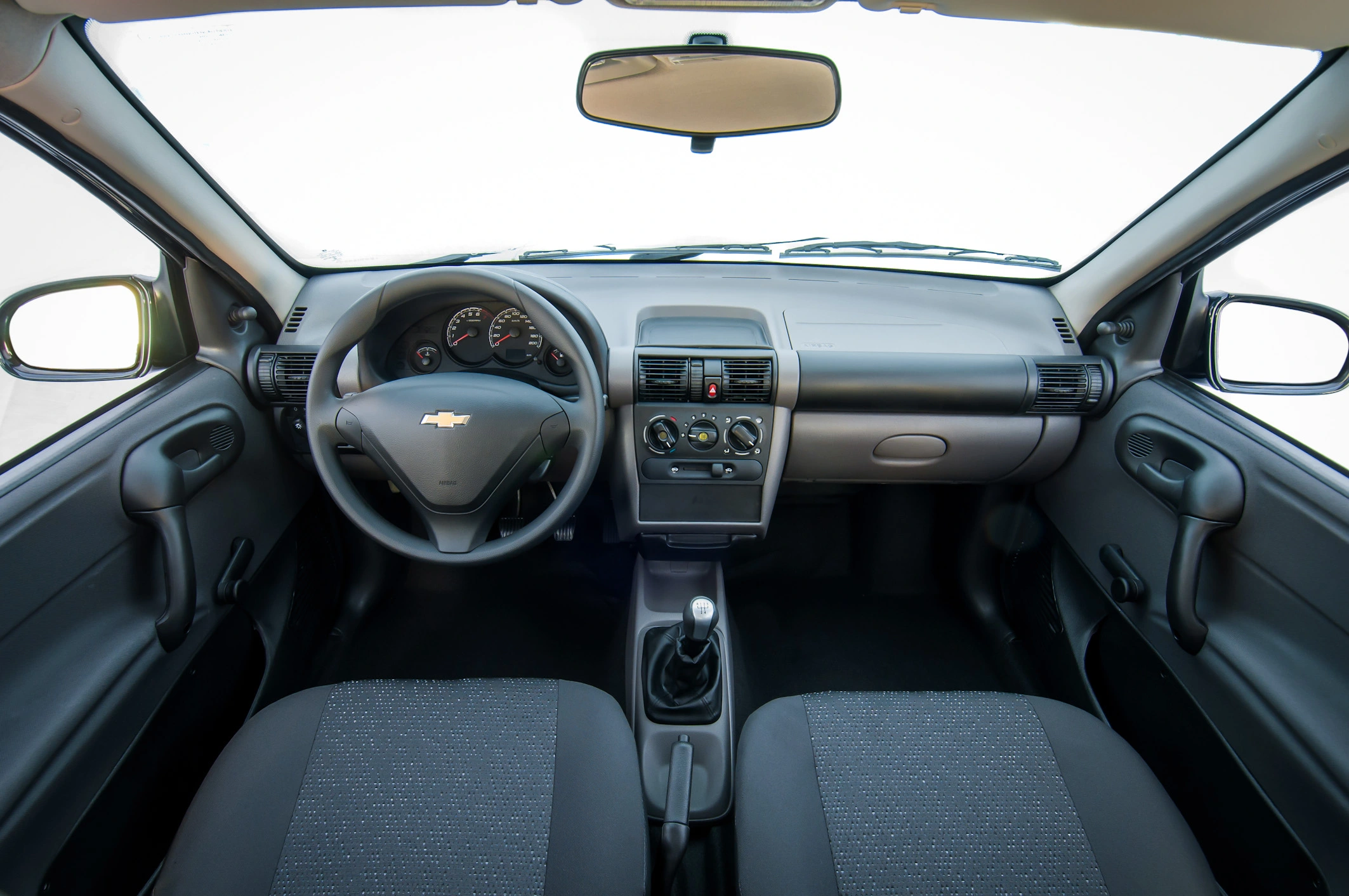 2014 Chevrolet Classic Brazil 005 F3