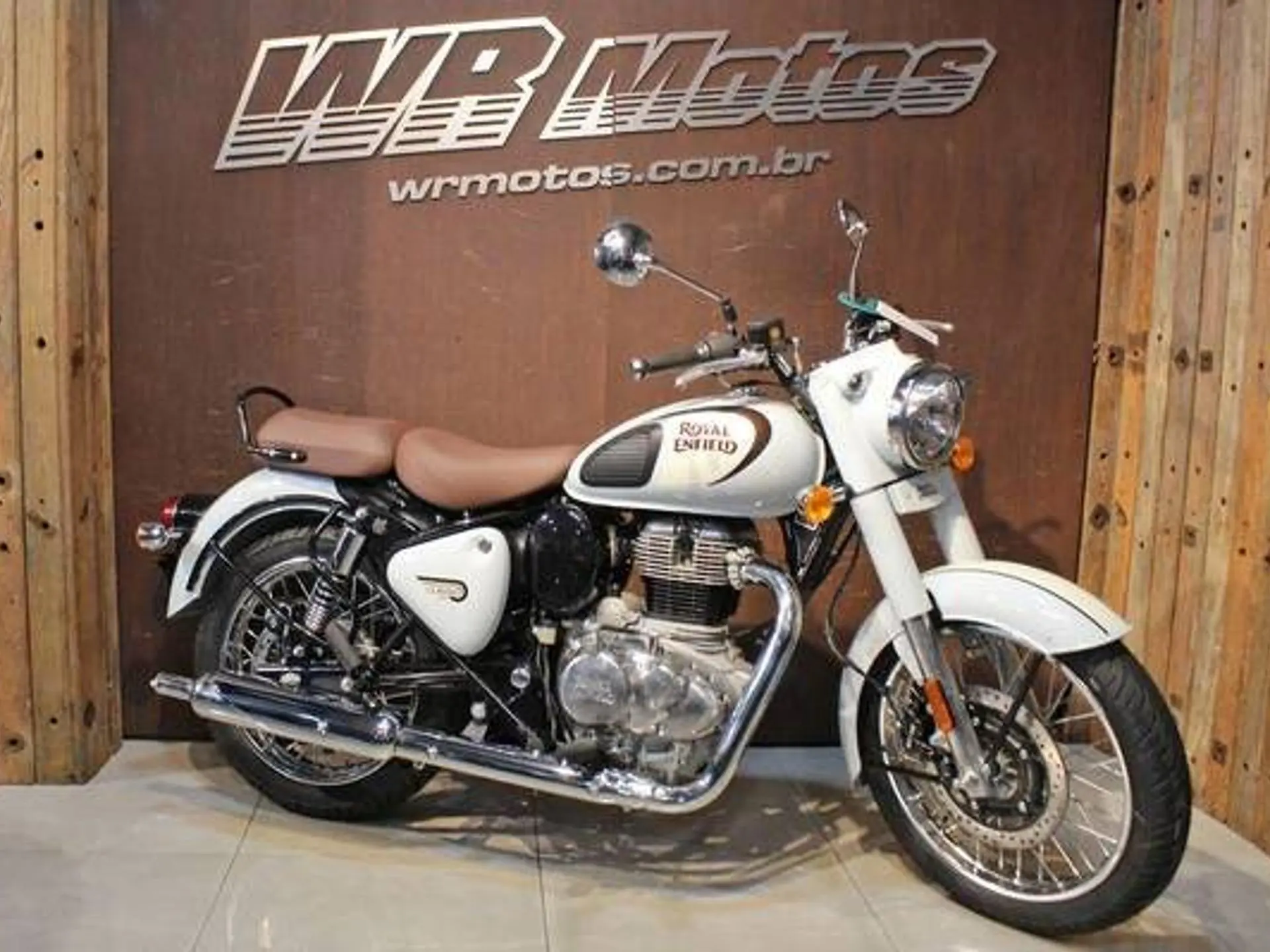 Royal Enfield Classic 350 Wmimagem15334585540