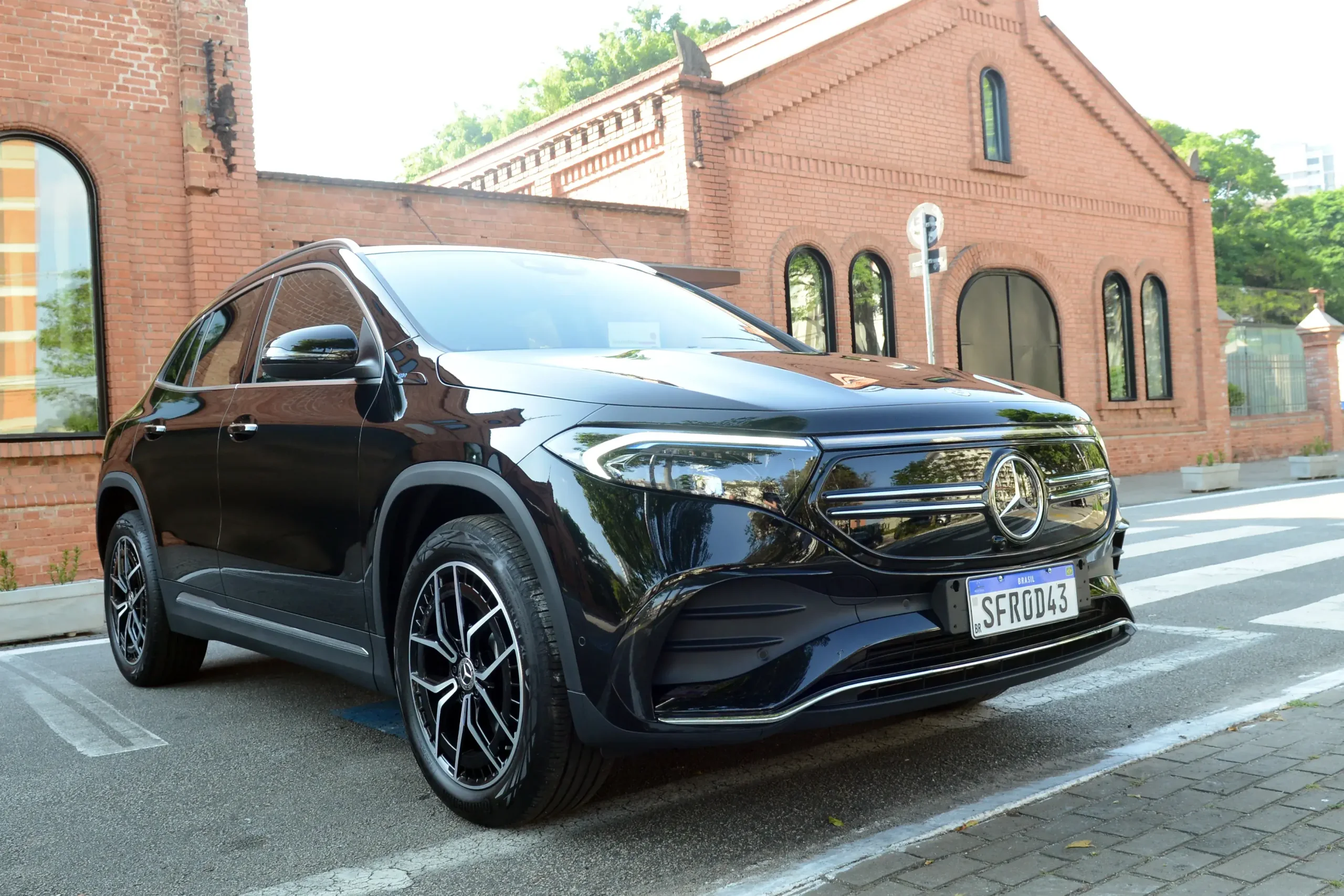 Mercedes Benz Eqa Div 2