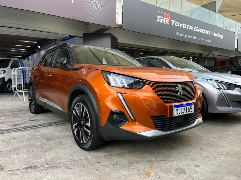 Peugeot E2008 0