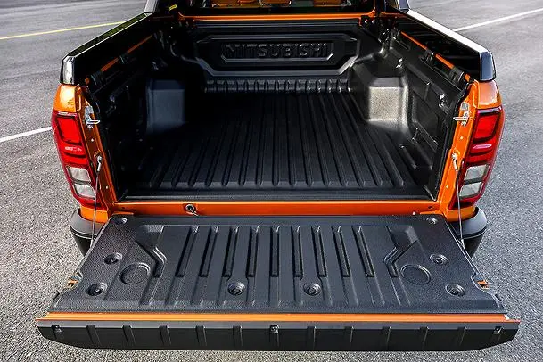 Mitsubishi Triton Highest Spec Detail3