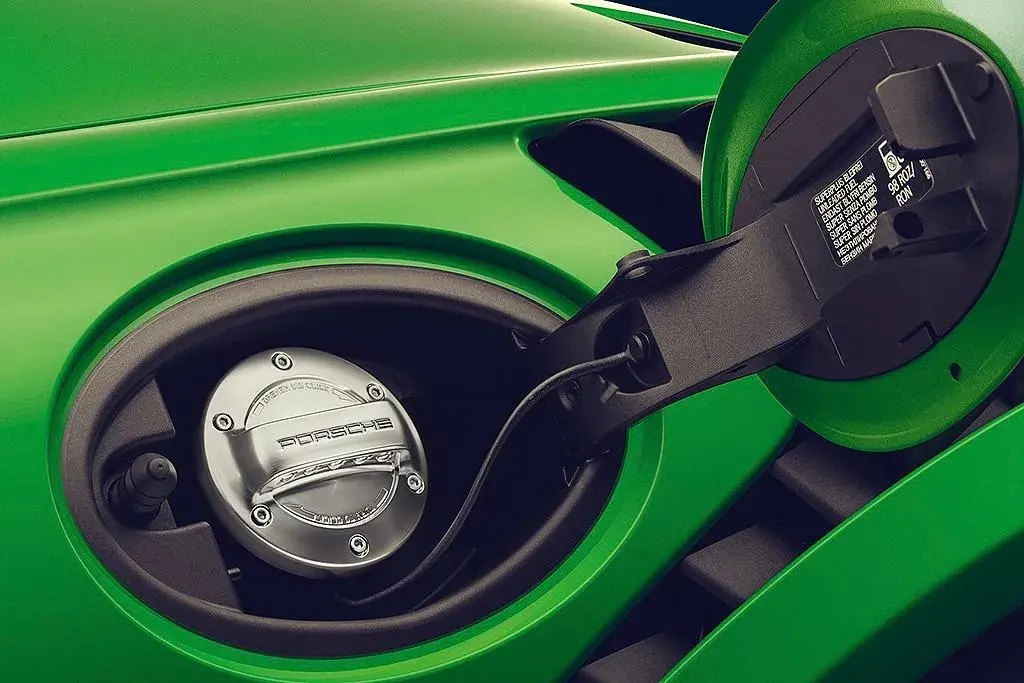 Porsche Efuels News 1b