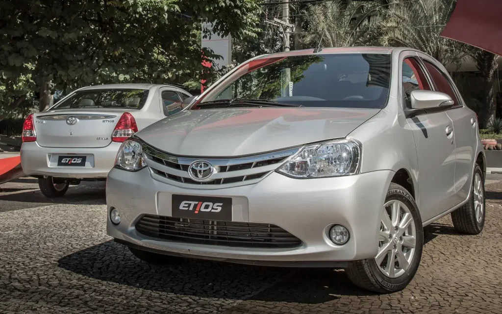 Toyota Etios 2017 Destaque