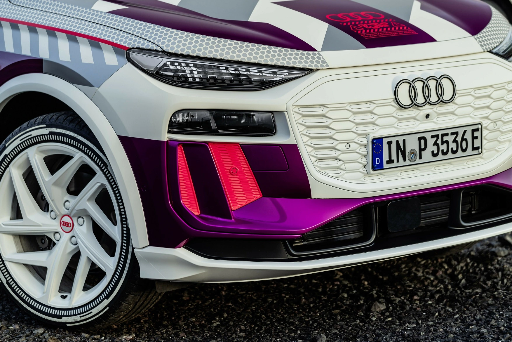 Audi Q6 e-tron F4