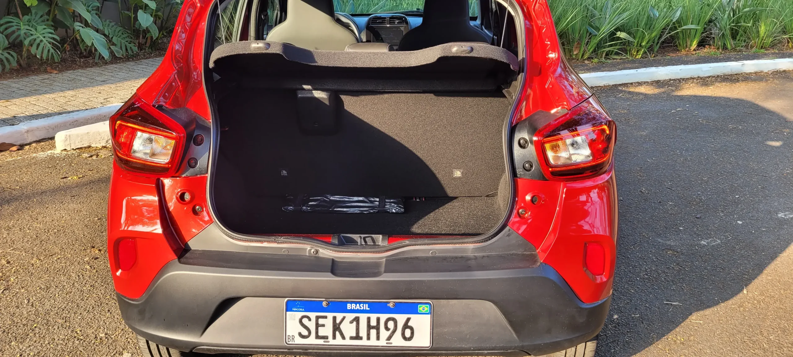 Renault Kwid Intense (11)