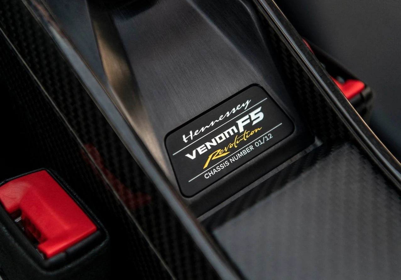 Hennessey Venom F5 Revolution Roadster F4