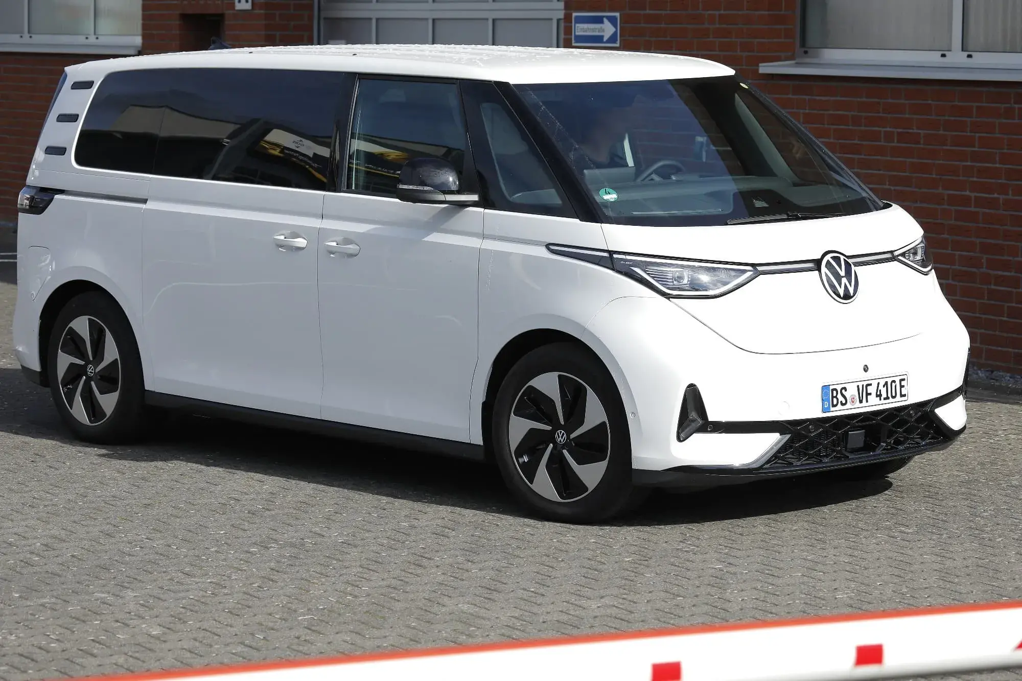 Vw Id Buzz Lwb Gtx 016