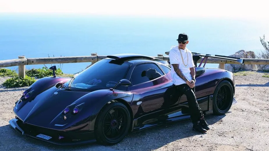 Lewis Hamilton Pagani Zonda 760 Lh 04