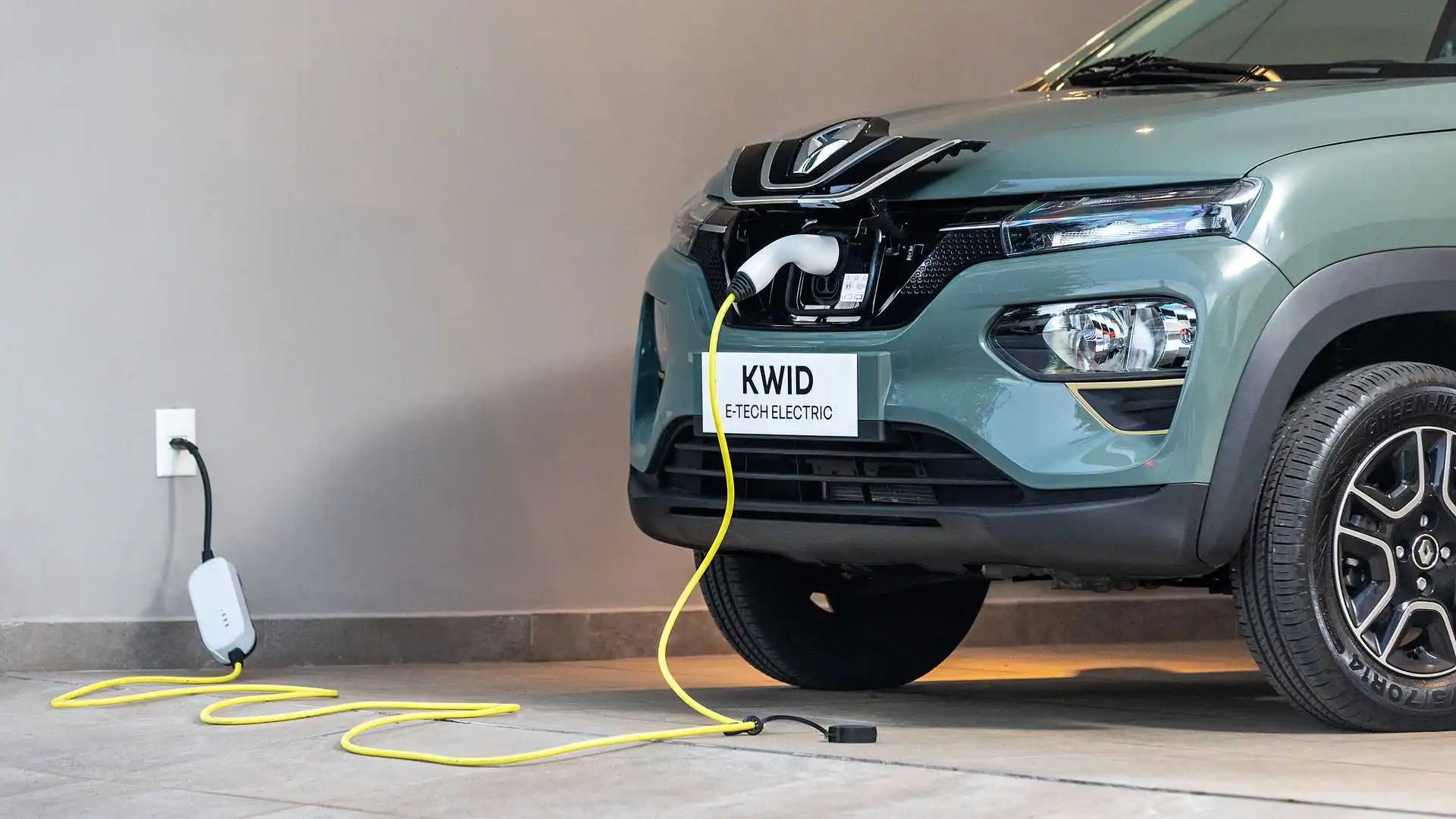 Renault Kwid E Tech F2