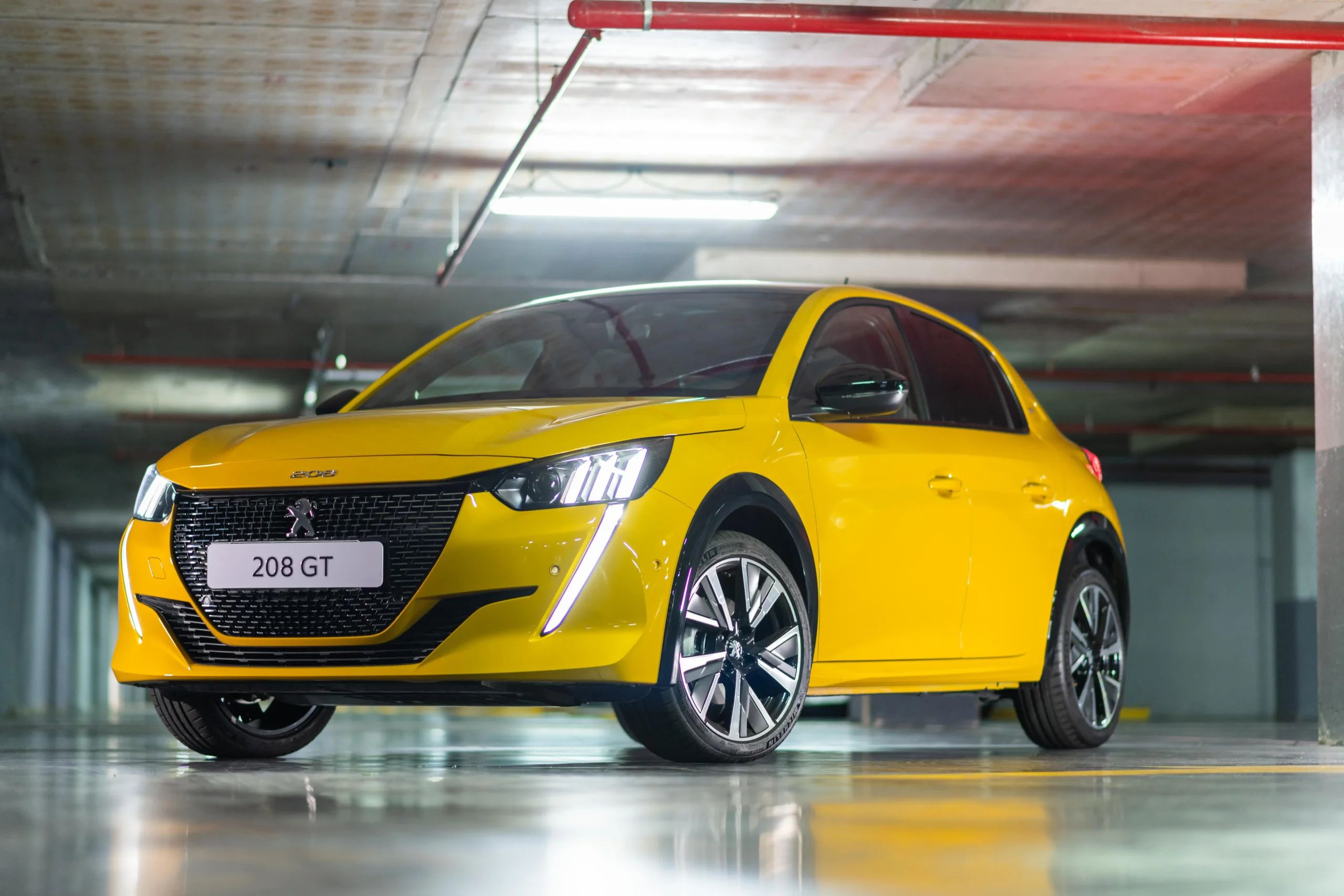 Peugeot 208 Gt (2)
