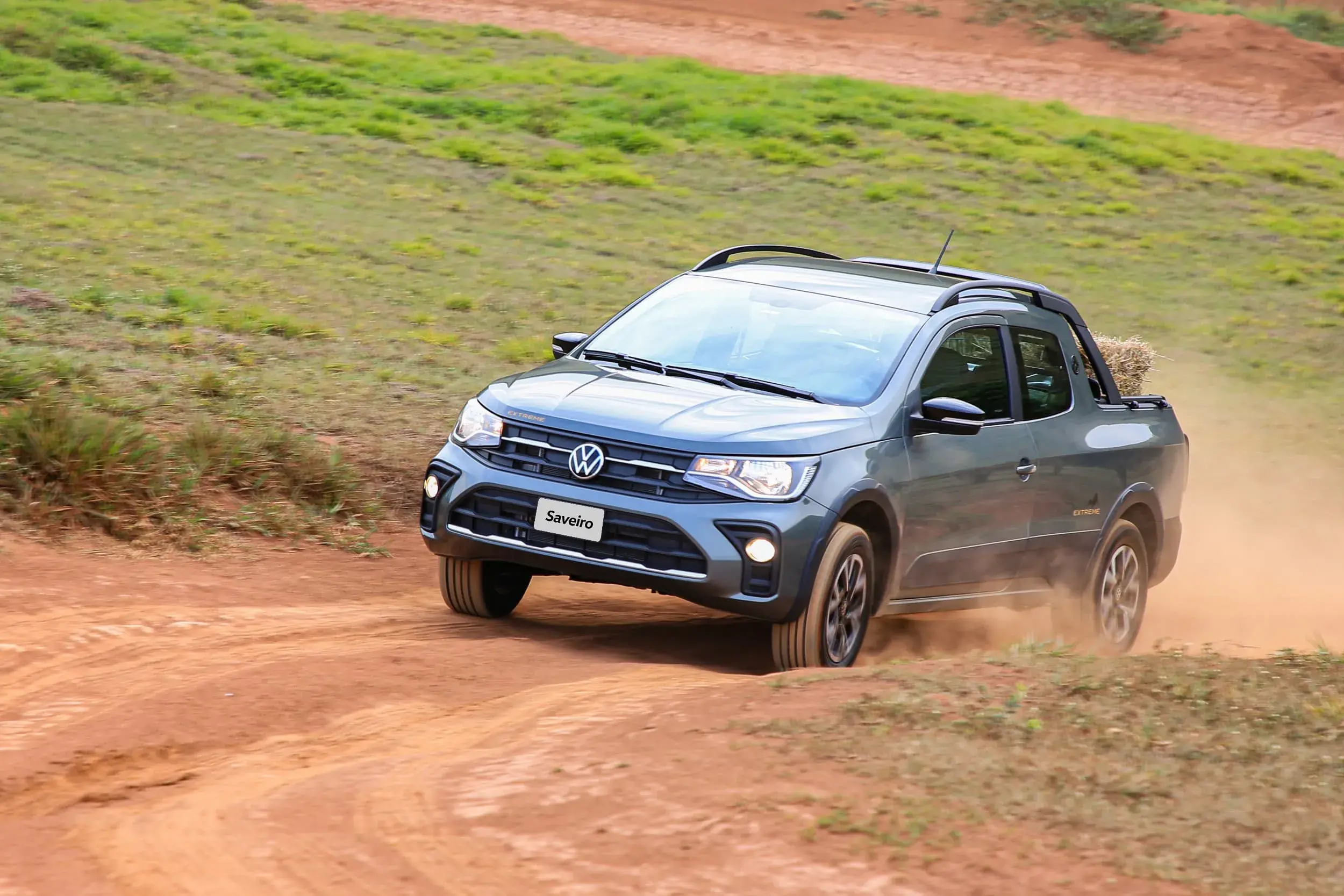 Vw Saveiro Extreme 2024 Ambientada 32
