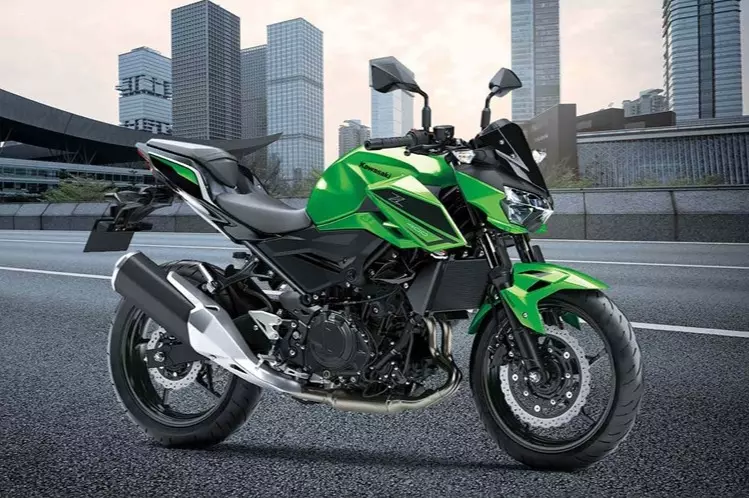 Kawasaki Z400 0
