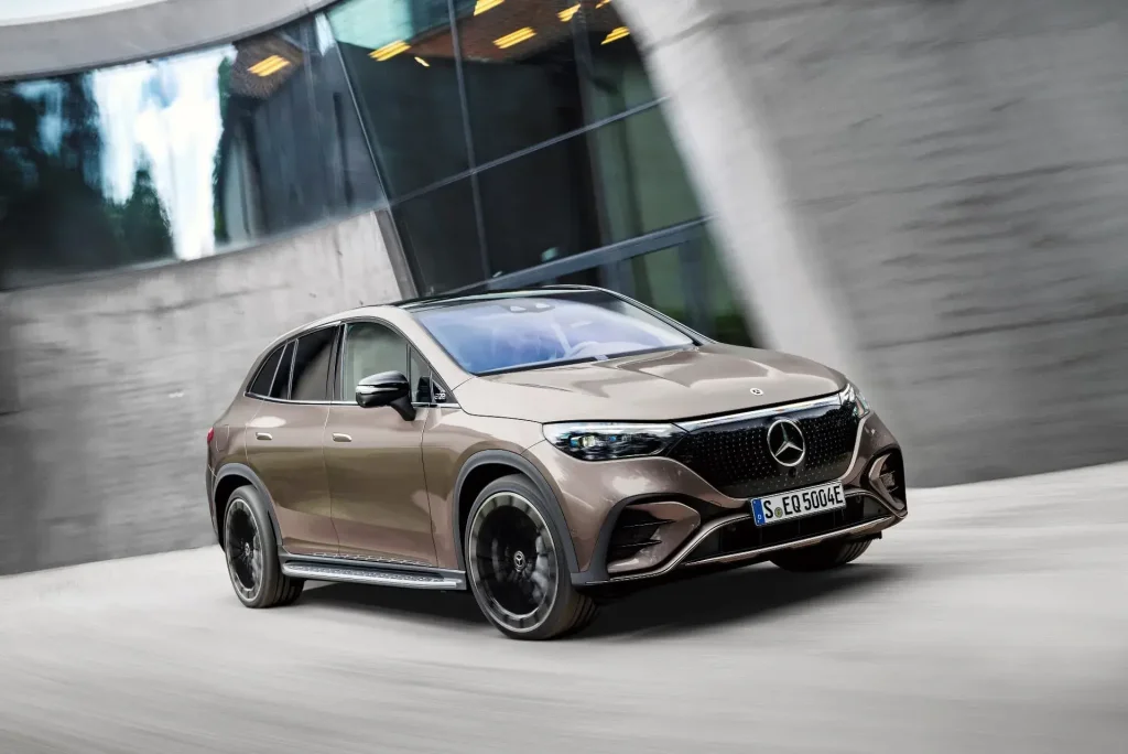 Mercedes Eqe (1)