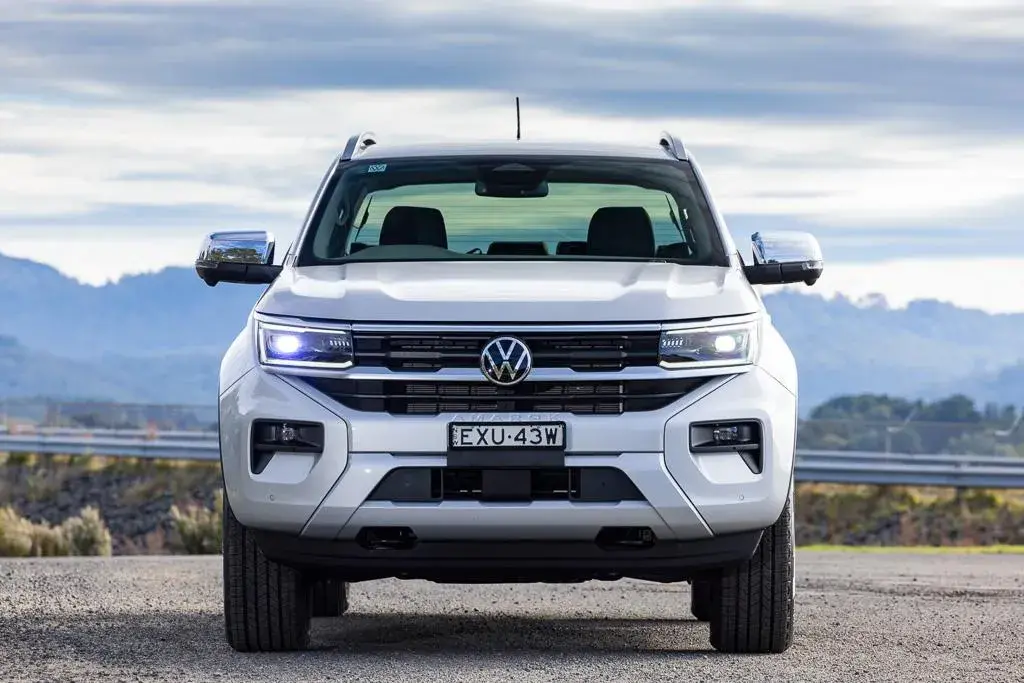Volkswagen Amarok Tsi (3)