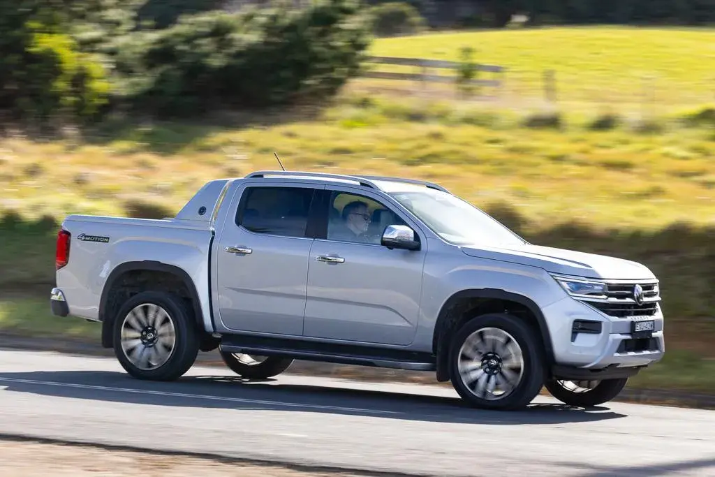 Volkswagen Amarok Tsi (16)
